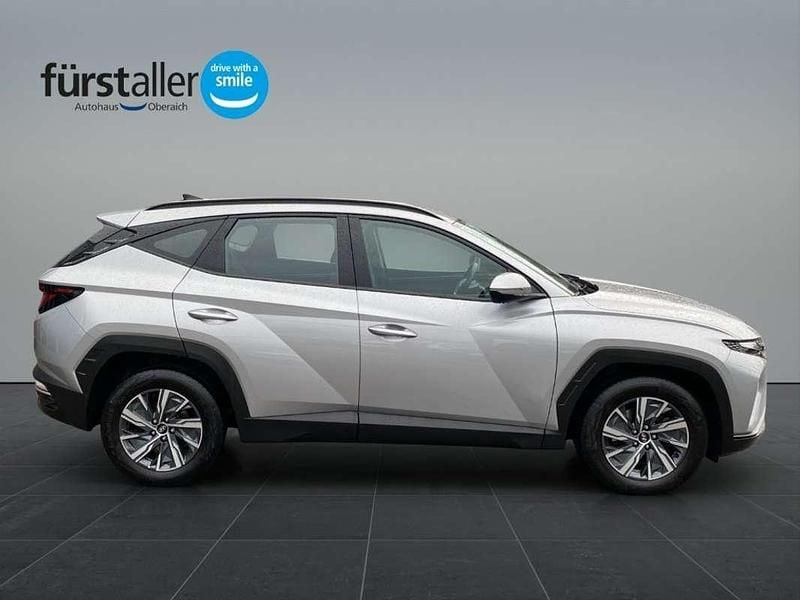 Gebraucht Hyundai Tucson 150 PS (110 kW) 2021 Silber SUV