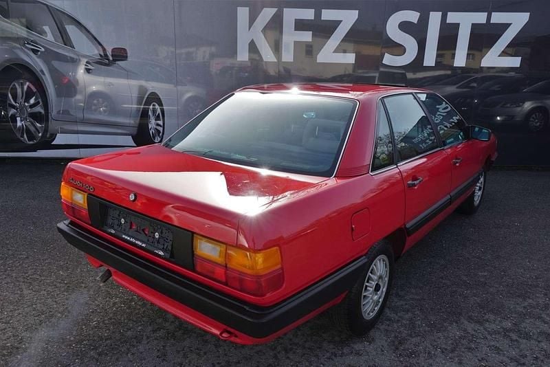 Gebraucht Audi 100 90 PS (66 kW) 1986 Rot Limousine
