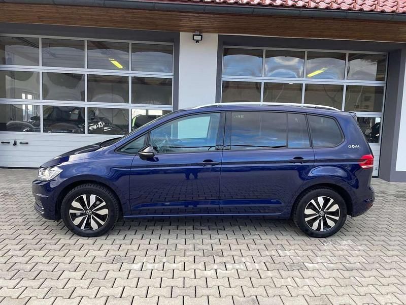 Gebraucht VW Touran 150 PS (110 kW) 2025 Blau Van / Kleinbus