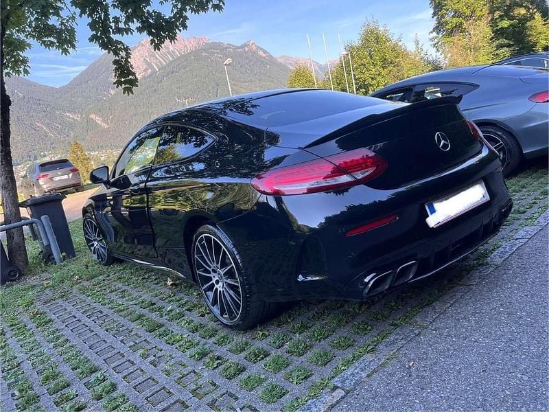 Gebraucht Mercedes C200 AMG line 184 PS (135 kW) 2018 Coupé