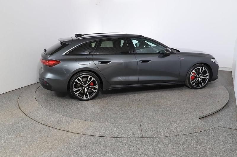 Neu Audi A5 204 PS (150 kW) 2026 Mittelgrau  metallicperleffekt Kombi