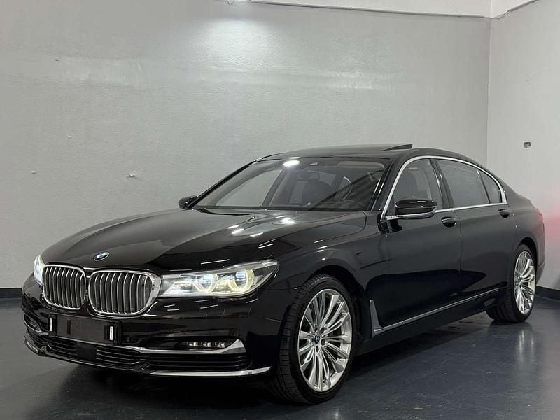 Gebraucht BMW 730L 265 PS (194 kW) 2016 Schwarz Limousine