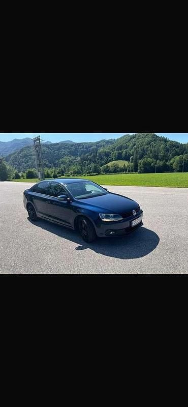 Gebraucht 2012 VW Jetta Trendline Limousine | € 7.300 (Fairer Preis) - Bild 1/4