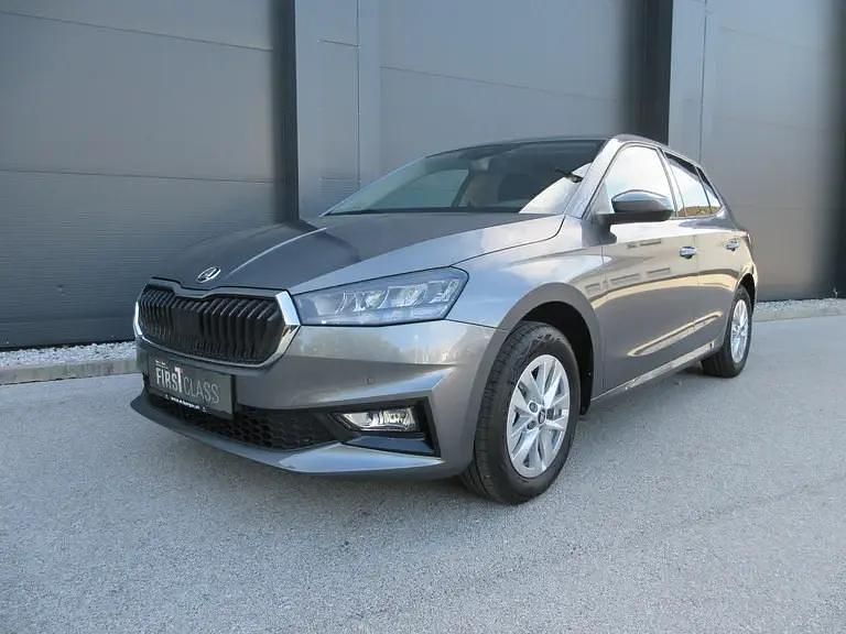 Mittelgrau metallic Neu 2026 Skoda Fabia Selection | € 19.990 (Guter Preis) - Bild 1/4
