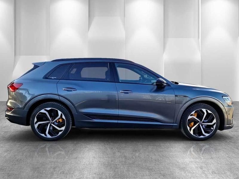 Gebraucht Audi e-tron S-Line 158 kW (215 PS) 2021 Grau SUV