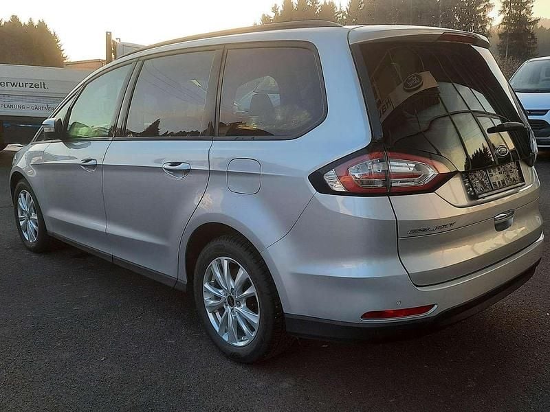 Gebraucht Ford Galaxy Business Edition 150 PS (110 kW) 2018 Silber Van / Kleinbus