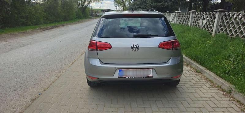 Gebraucht VW Golf VII Comfortline 105 PS (77 kW) 2013 Grau Limousine