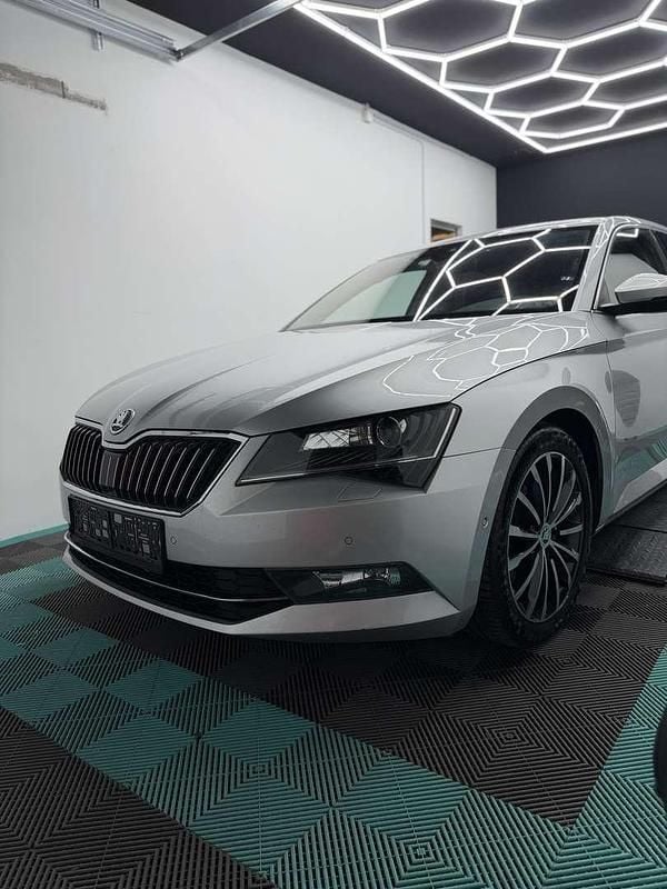 Gebraucht 2016 Skoda Superb Ambition Limousine | € 17.999 (Fairer Preis) - Bild 1/4