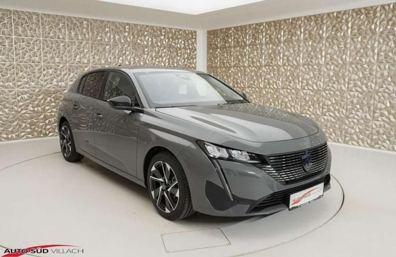 Neu Peugeot 308 Allure 131 PS (96 kW) 2025 Grau Limousine
