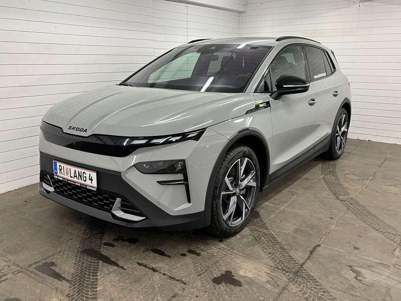 Mittelgrau normal Neu 2025 Skoda Elroq RS SUV | € 49.890 (Fairer Preis) - Bild 1/4