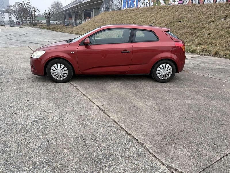 Gebraucht Kia ProCeed 105 PS (77 kW) 2009 Kleinwagen