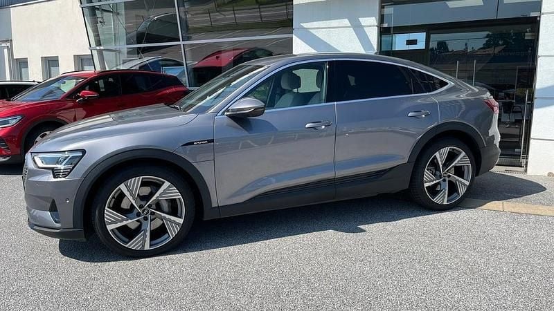 Gebraucht Audi e-tron Sportback Business 158 kW (215 PS) 2022 Mittelgrau  metallic SUV