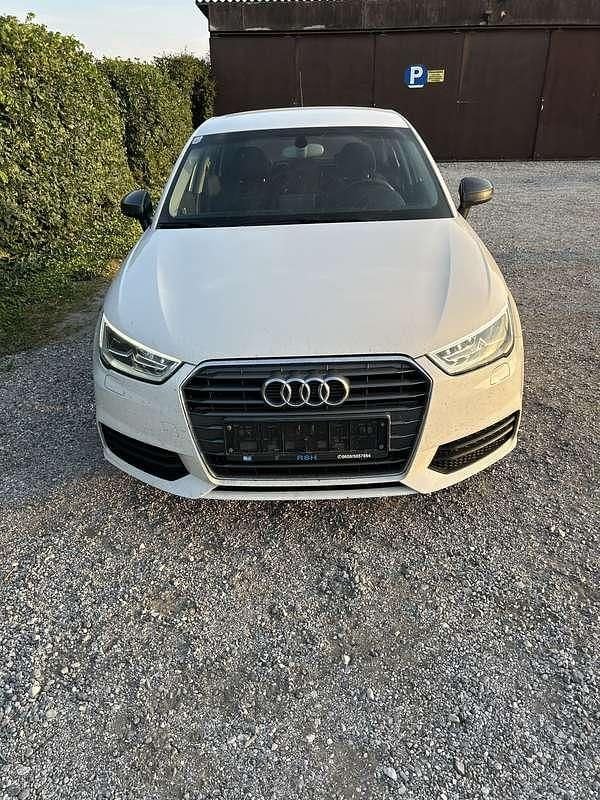 Gebraucht 2017 Audi A1 Sportback Sport Kleinwagen | € 11.190 (Fairer Preis) - Bild 1/4