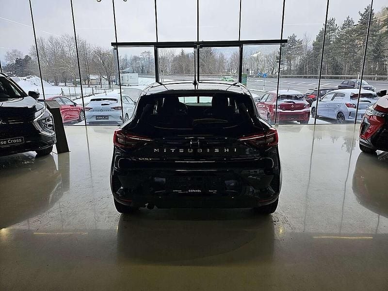 Neu Mitsubishi Colt Invite 91 PS (66 kW) 2025 Schwarz Limousine