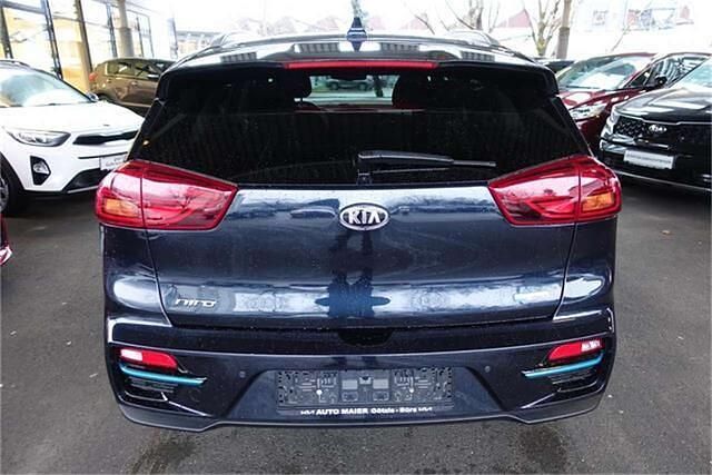 Gebraucht Kia e-Niro 150 kW (204 PS) 2021 Blau SUV