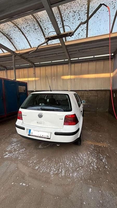 Gebraucht VW Golf IV 90 PS (66 kW) 2003 Kleinwagen