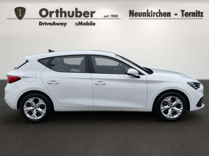 Gebraucht Seat Leon Reference 90 PS (66 kW) 2021 Weiss  normal Limousine