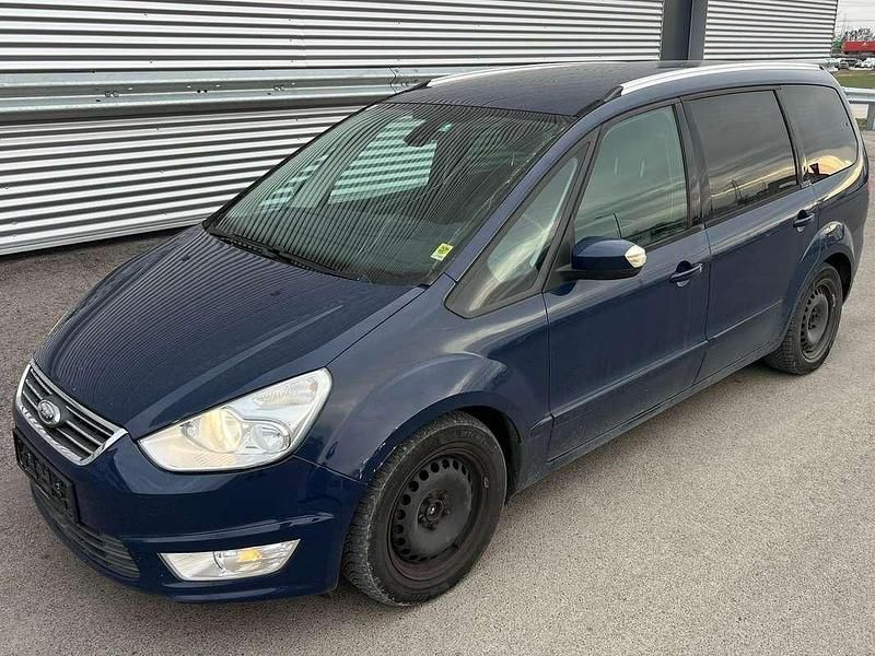 Blau Gebraucht 2010 Ford Galaxy Trend Van / Kleinbus | € 3.800 (Superpreis) - Bild 1/4