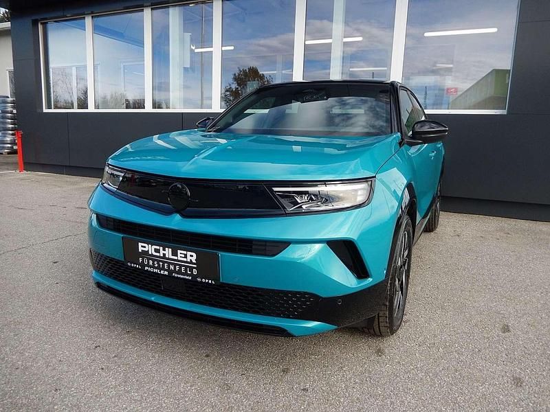 Grün Neu 2025 Opel Mokka SUV | € 26.690 (Etwas zu teuer) - Bild 1/4