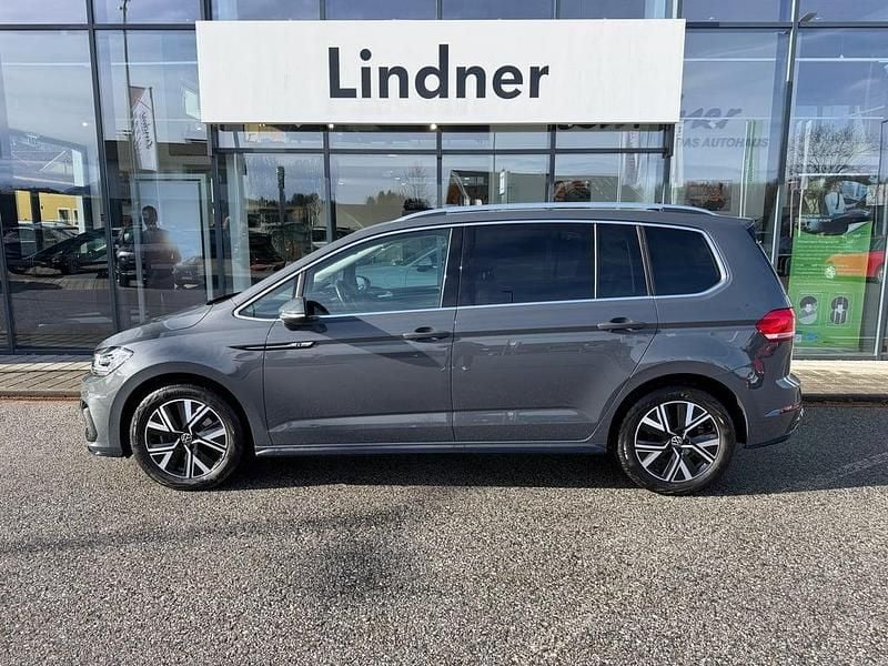 Gebraucht VW Touran Highline 150 PS (110 kW) 2022 Mittelgrau  metallic Van / Kleinbus