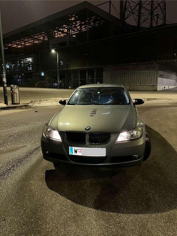 Gebraucht BMW 318 143 PS (105 kW) 2007 Limousine