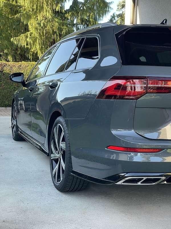 Gebraucht VW Golf VIII R-line 150 PS (110 kW) 2021 Kombi