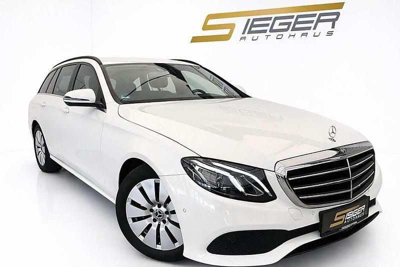 Gebraucht Mercedes E300 245 PS (180 kW) 2019 Weiß Kombi