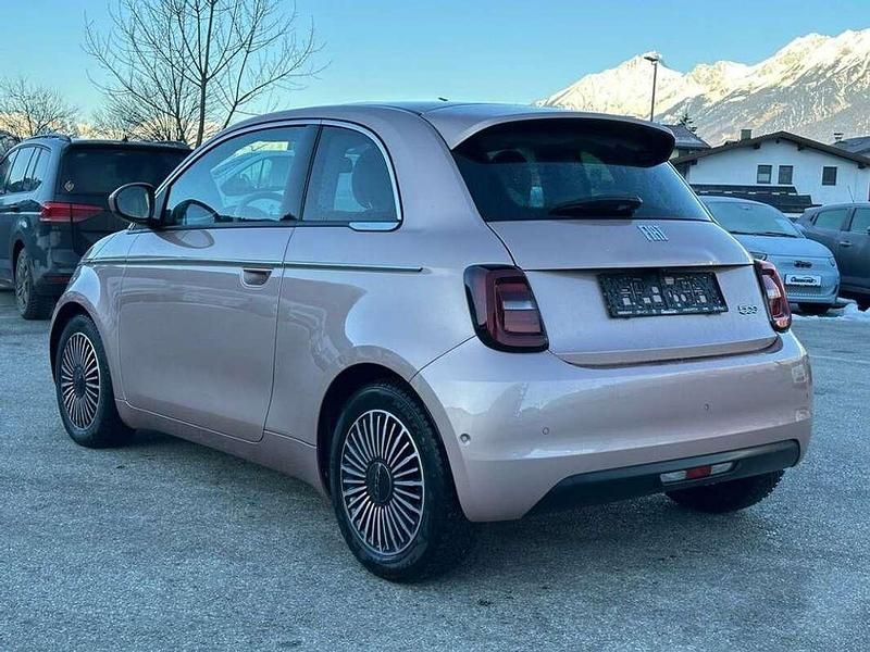 Gebraucht Fiat 500e La Prima 86 kW (118 PS) 2023 Gold Limousine