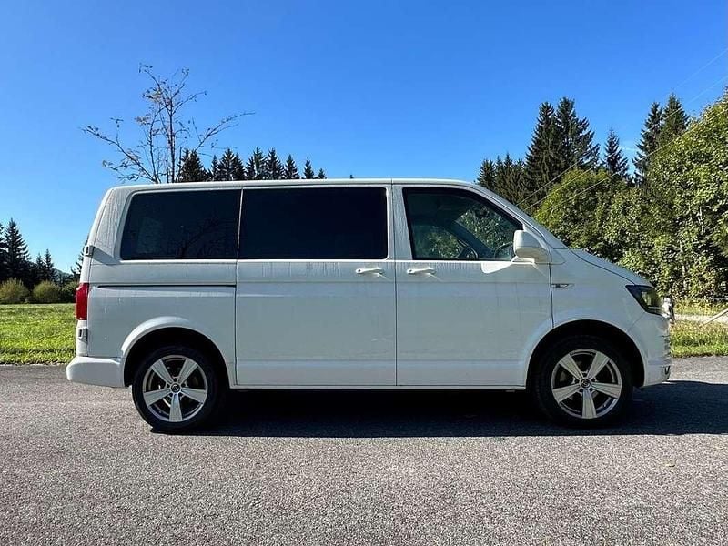 Gebraucht VW Multivan 150 PS (110 kW) 2016 Weiß Van