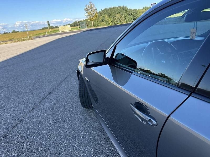 Gebraucht BMW 525 Sport Line 197 PS (144 kW) 2008 Limousine