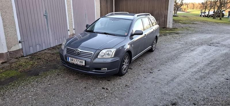 Gebraucht Toyota Avensis Sol 116 PS (85 kW) 2005 Grau Kombi