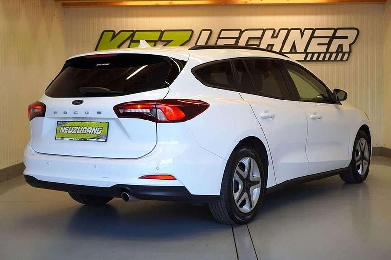 Gebraucht Ford Focus 120 PS (88 kW) 2022 Weiß Kombi