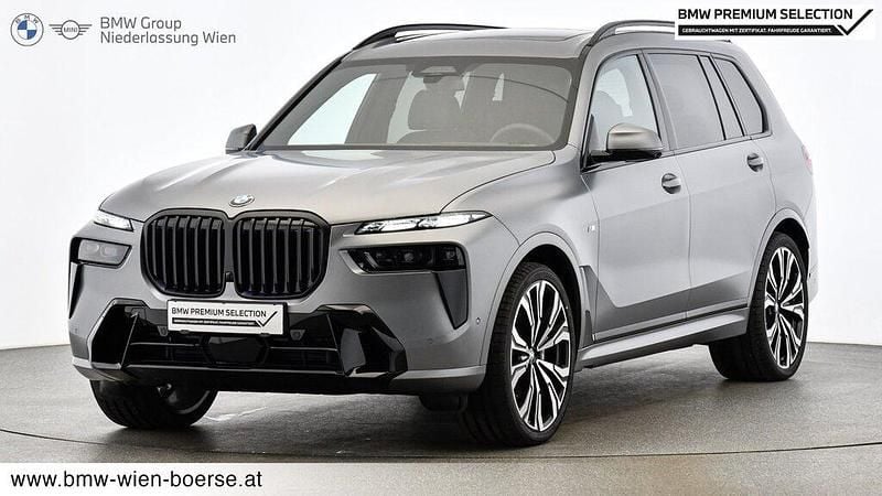 Gebraucht BMW X7 Efficient Dynamics 340 PS (250 kW) 2025 Frozen pure grey SUV