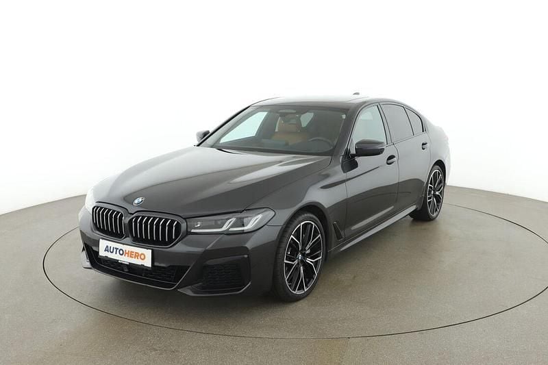 Gebraucht BMW 530 M Sport 286 PS (210 kW) 2021 Grau Limousine