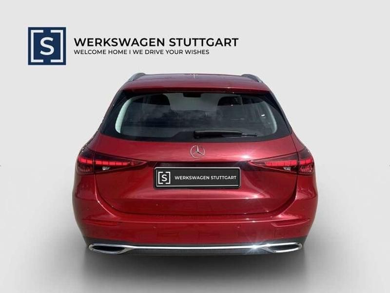 Gebraucht Mercedes C180 Avantgarde 170 PS (125 kW) 2024 Rot Kombi
