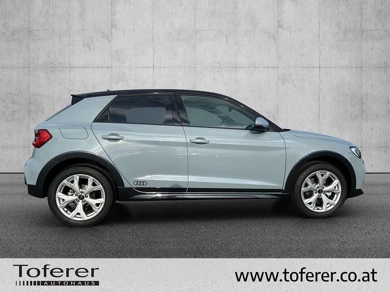Neu Audi A1 116 PS (85 kW) 2025 Mittelgrau  metallicperleffekt Kleinwagen
