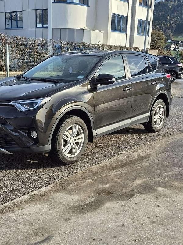 Gebraucht Toyota RAV4 Comfort 143 PS (105 kW) 2018 SUV