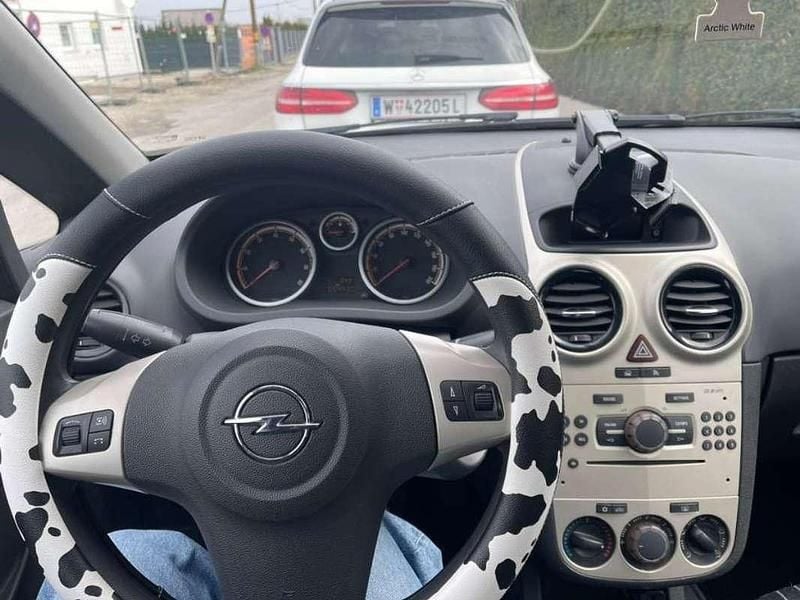 Gebraucht Opel Corsa 80 PS (58 kW) 2007 Schwarz Kleinwagen