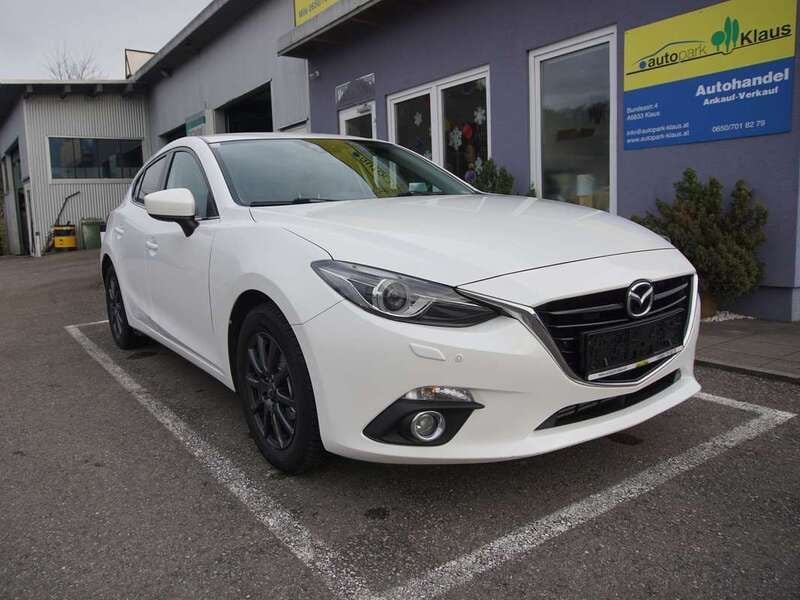 Weiß Gebraucht 2015 Mazda 3 Center-Line Kleinwagen | € 11.550 (Guter Preis) - Bild 1/4