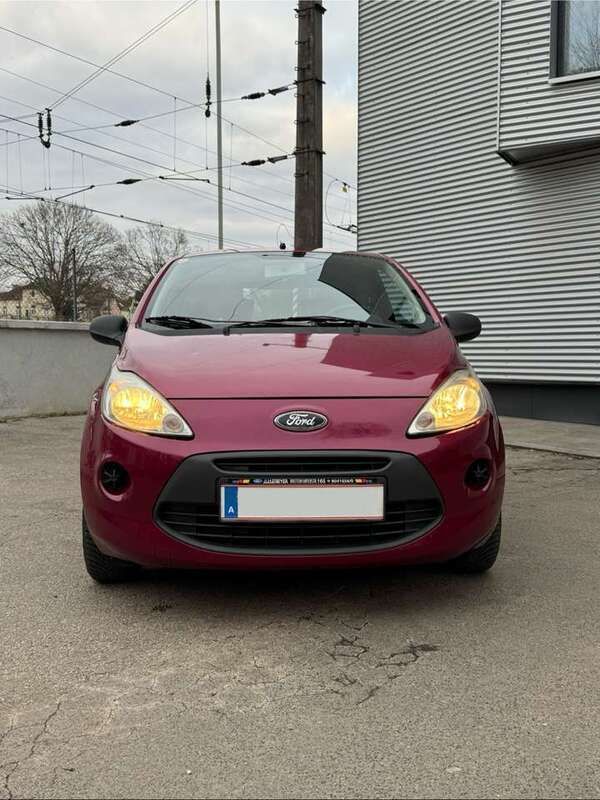 Rot Gebraucht 2009 Ford Ka Ambiente Kleinwagen | € 1.350 - Bild 1/4
