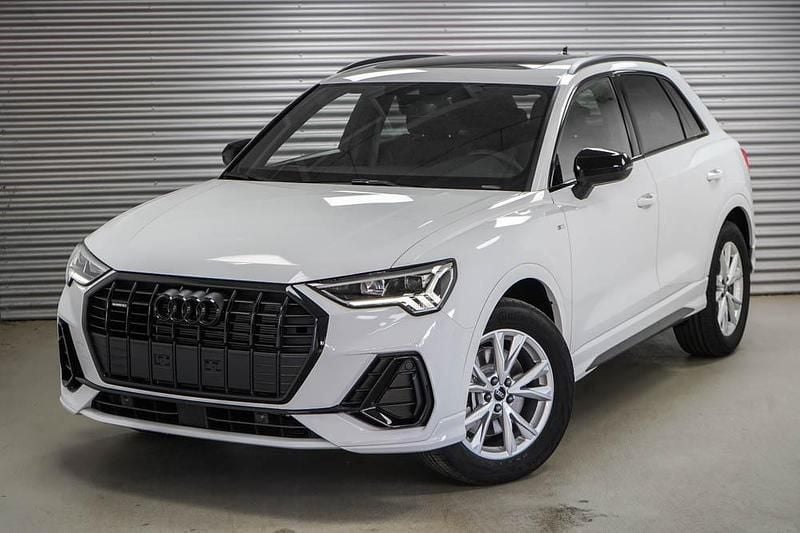 Neu Audi Q3 S-Line 190 PS (139 kW) 2026 SUV