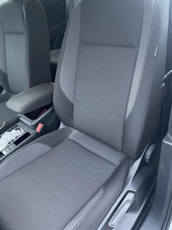 Gebraucht VW Touran 122 PS (89 kW) 2021 Van / Kleinbus