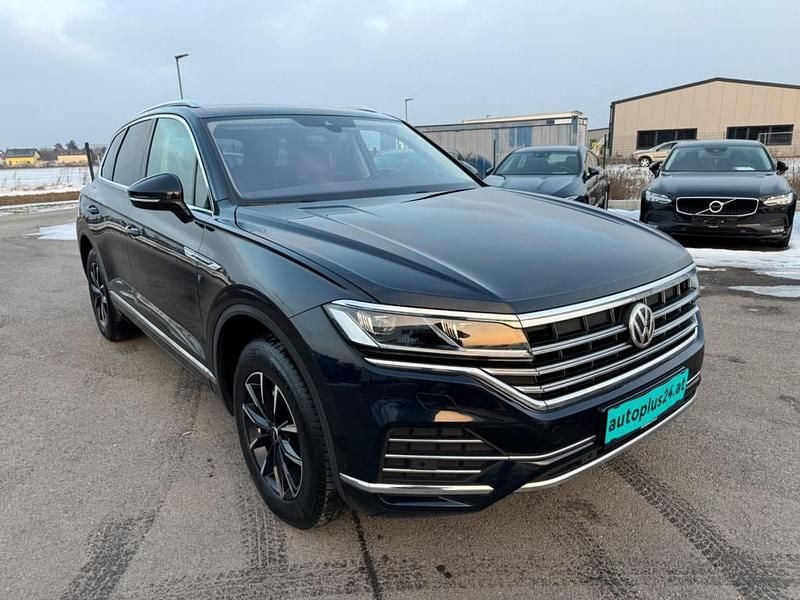 Gebraucht VW Touareg Edition 231 PS (169 kW) 2019 Blau SUV