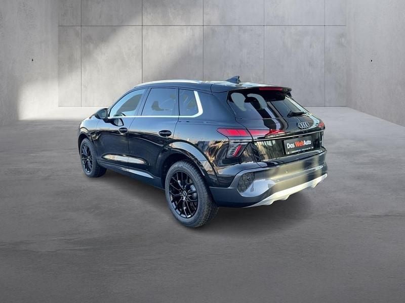 Neu Audi Q3 204 PS (150 kW) 2026 Schwarz  metallicperleffektno SUV