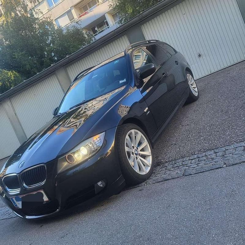Gebraucht BMW 320 177 PS (130 kW) 2010 Limousine