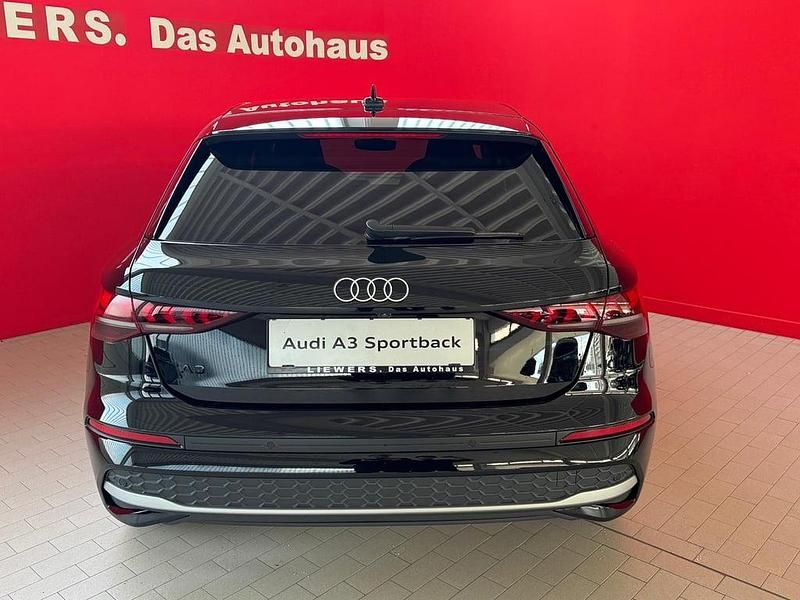Neu Audi A3 116 PS (85 kW) 2026 Schwarz  normal