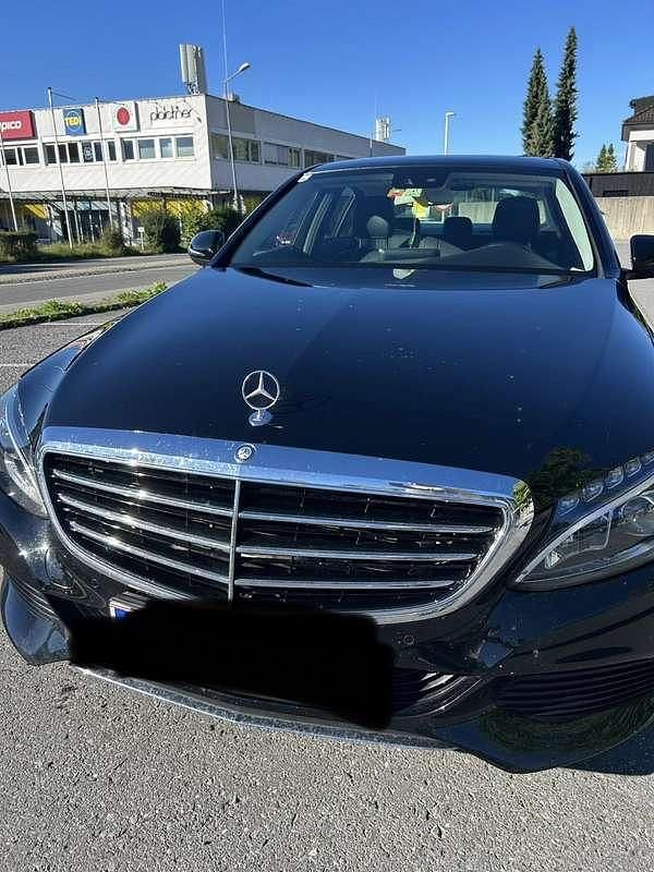 Gebraucht Mercedes C200 136 PS (100 kW) 2015 Schwarz Limousine