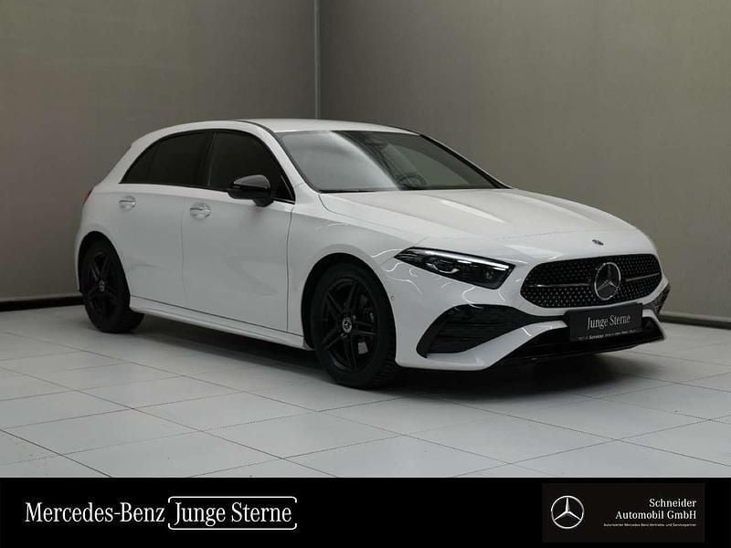 Gebraucht Mercedes A180 Night 136 PS (100 kW) 2023 Weiß Limousine