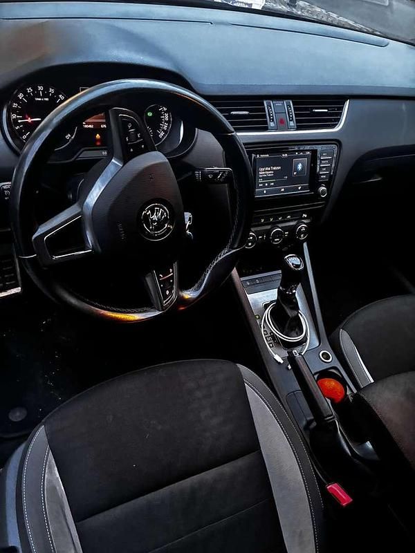 Gebraucht Skoda Octavia Ambition 110 PS (80 kW) 2016 Kleinwagen