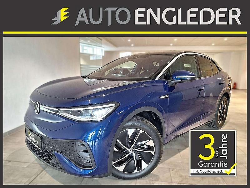 Blau Gebraucht 2023 VW ID.5 Pro Performance SUV | € 44.000 - Bild 1/4